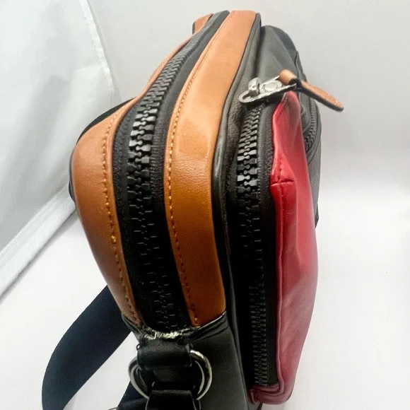 COACH **Unique** Men's Color Block Leather Travel Bag * Multi-Compartment. XLNT - Picture 9 of 12